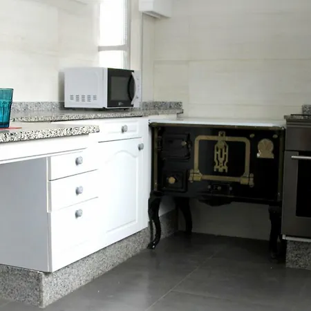 Casa De Aduanas * Vegadeo
